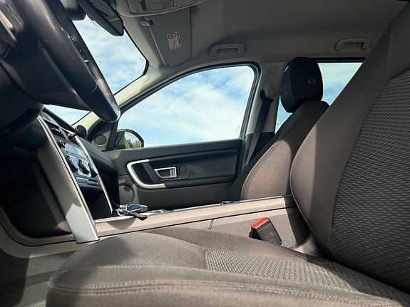 Land Rover Discovery Sport 12 of 16