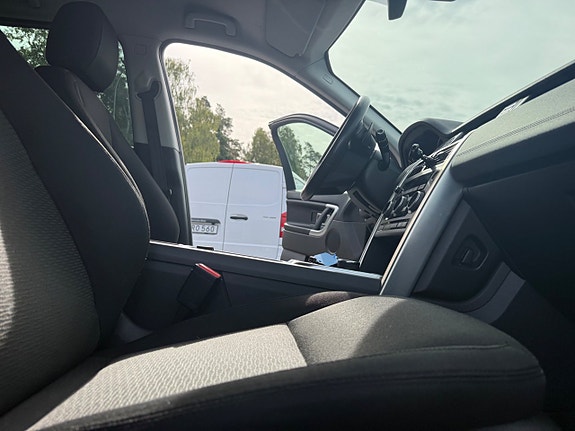 Land Rover Discovery Sport 11 of 16