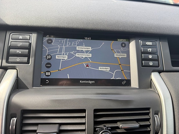 Land Rover Discovery Sport 8 of 16