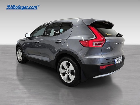 Volvo XC40 4 of 17