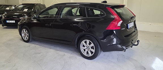 Volvo V60 4 of 18