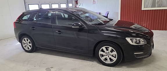 Volvo V60 8 of 18