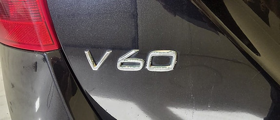 Volvo V60 9 of 18