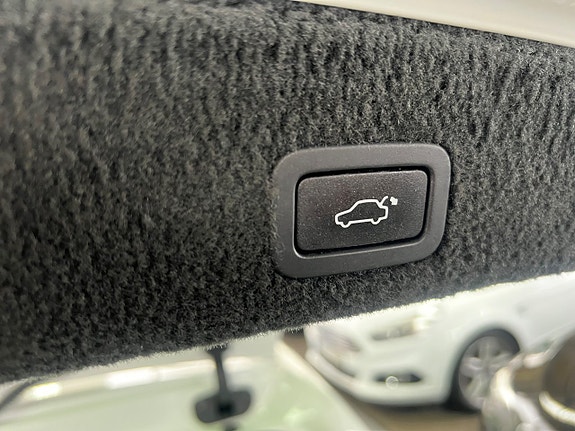 Volvo V70 11 of 24