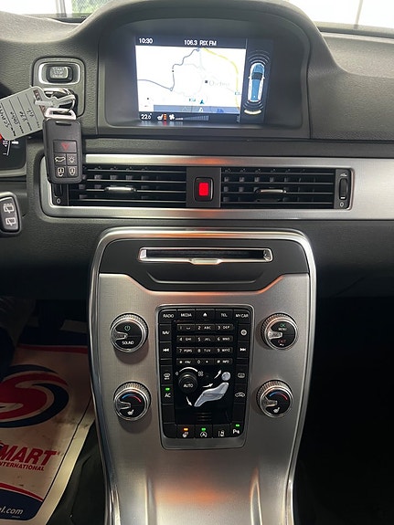Volvo V70 20 of 24