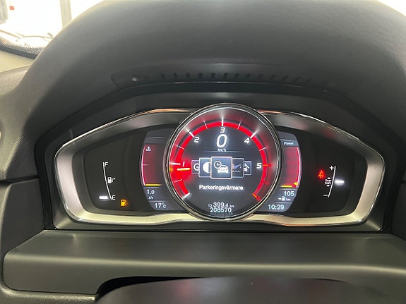 Volvo V70 19 of 24