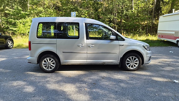 Volkswagen Caddy 2 of 13