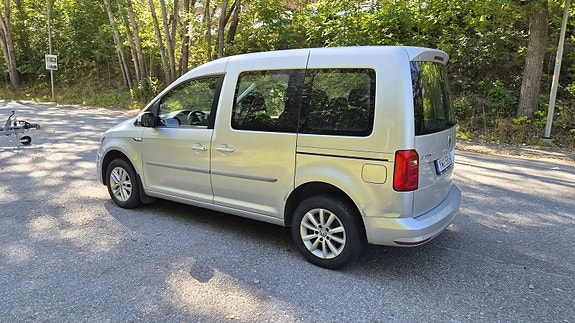Volkswagen Caddy 8 of 13