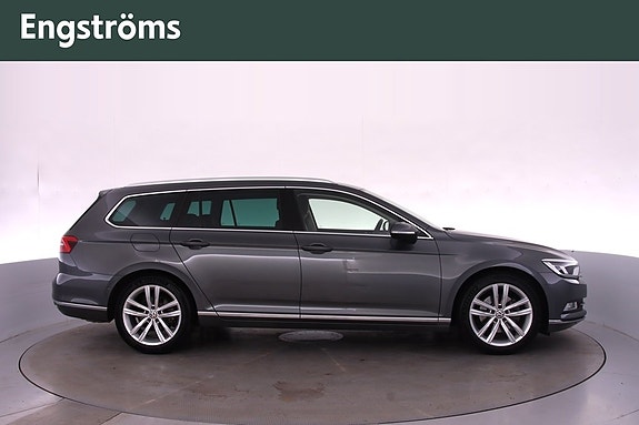 Volkswagen Passat 2 of 21