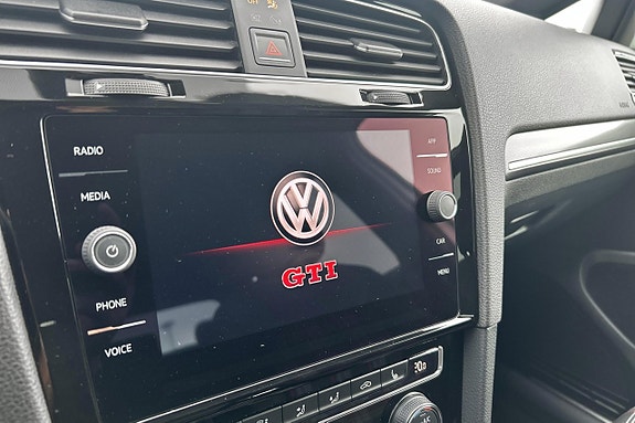 Volkswagen Golf I 27 of 27