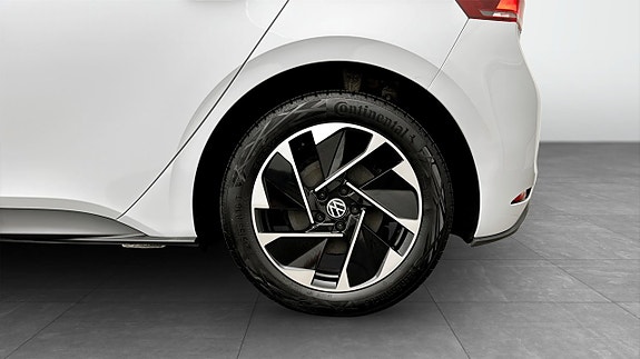 Volkswagen ID.3 6 of 19