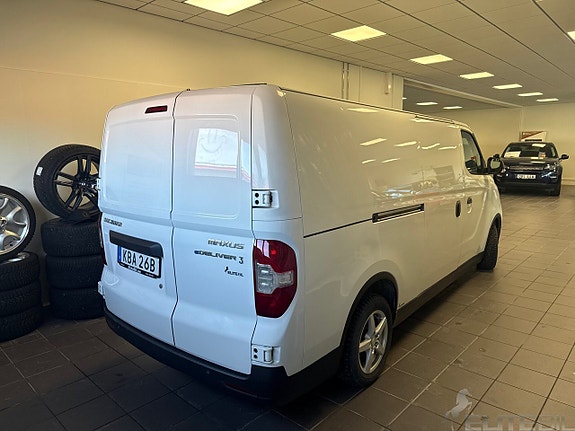 Maxus e-Deliver 3 2 of 14