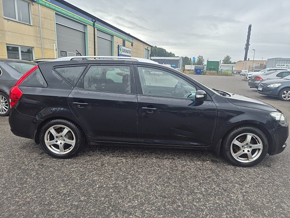 Kia Ceed 7 of 15