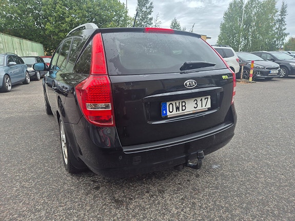 Kia Ceed 4 of 15