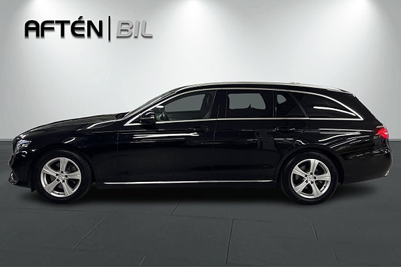 Mercedes-Benz E220 10 of 27