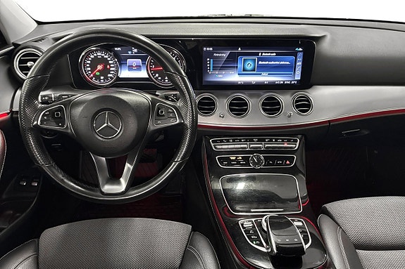 Mercedes-Benz E220 12 of 27