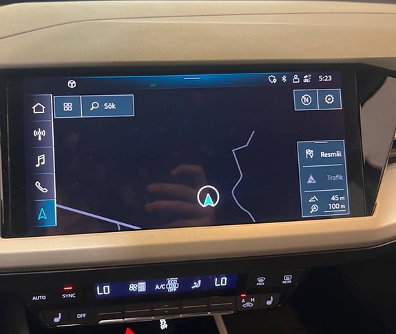 Audi Q4 e-tron 10 of 15