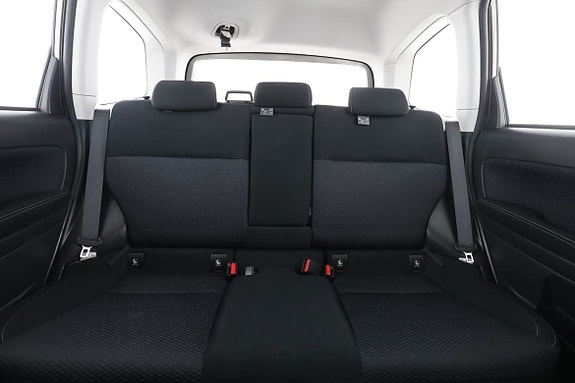Subaru Forester 16 of 30