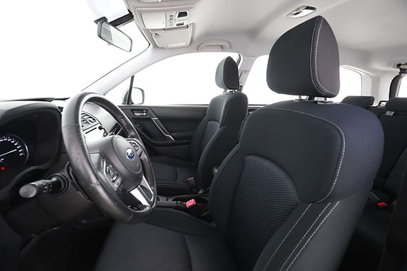 Subaru Forester 11 of 30