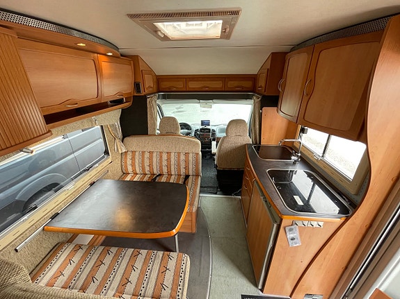 Eura Mobil CONTURA 632 SB (Endast 4200 Mil) Ny Bes-  fullservad, Vinter Paket 20 of 22