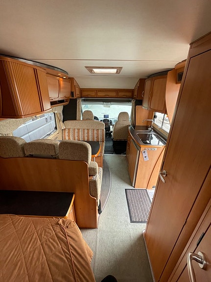 Eura Mobil CONTURA 632 SB (Endast 4200 Mil) Ny Bes-  fullservad, Vinter Paket 19 of 22