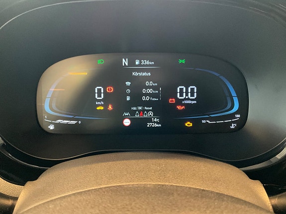 Hyundai i10 8 of 12