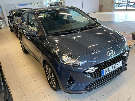 Hyundai i10 6 of 12