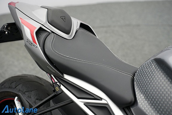 Triumph Street Triple Rs *Nyservad, Quickshifter, ABS 17 of 30