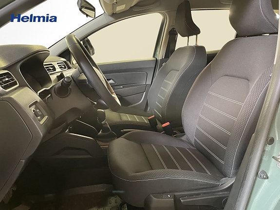 Dacia Duster 9 of 14
