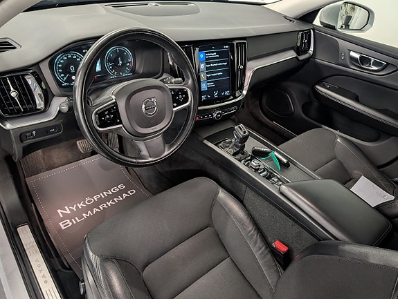 Volvo V60 7 of 21