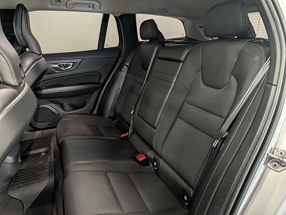 Volvo V60 9 of 21