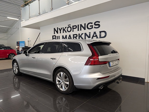 Volvo V60 4 of 21
