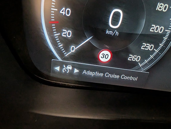 Volvo V60 13 of 21