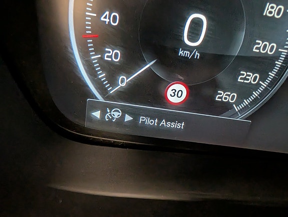 Volvo V60 14 of 21