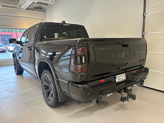 Dodge RAM 1500 5 of 23