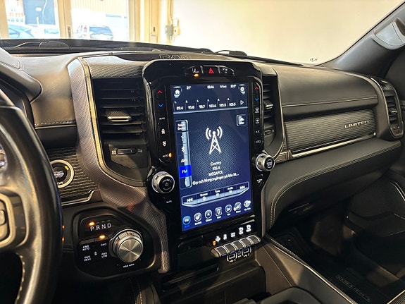 Dodge RAM 1500 18 of 23