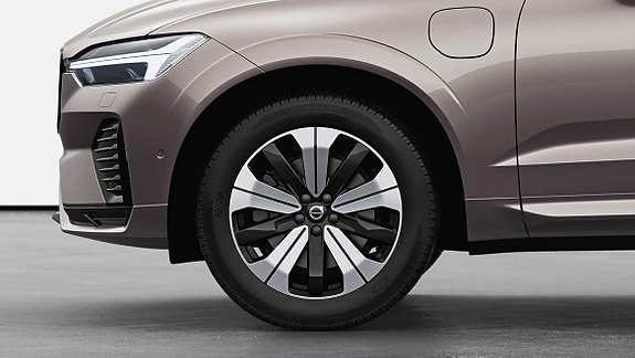 Volvo XC60 7 of 15