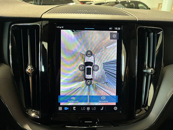 Volvo XC60 20 of 20