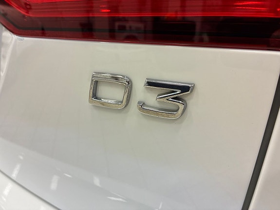 Volvo V60 14 of 16
