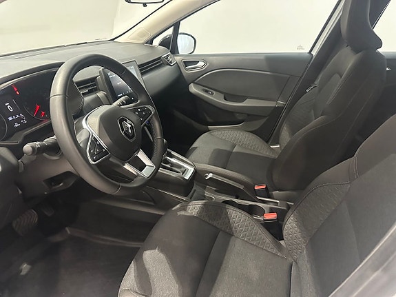 Renault Clio 8 of 14