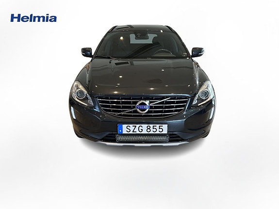 Volvo XC60 8 of 14