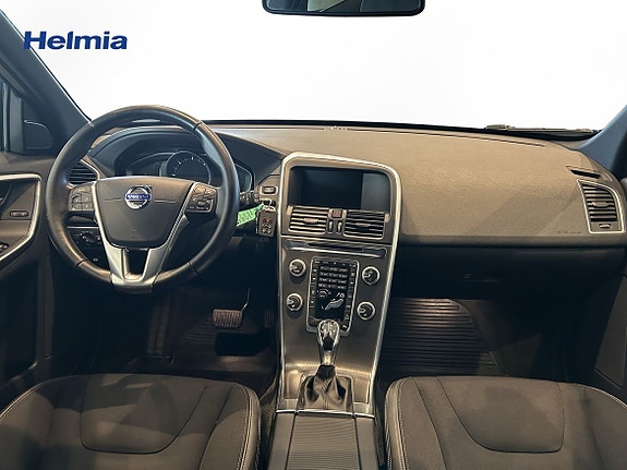 Volvo XC60 5 of 14