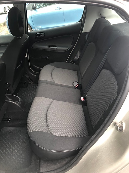 Peugeot 206 12 of 12