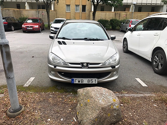 Peugeot 206 7 of 12
