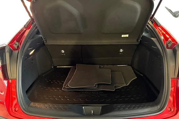 Toyota C-HR 10 of 21
