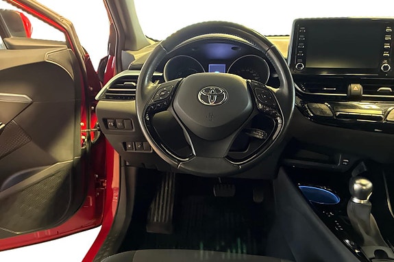 Toyota C-HR 9 of 21