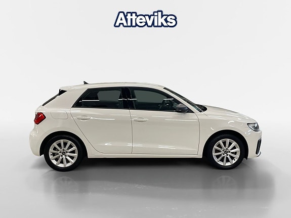 Audi A1 2 of 15