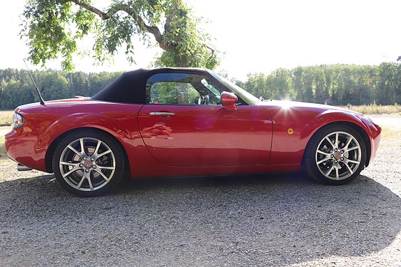 Mazda MX-5 10 of 17