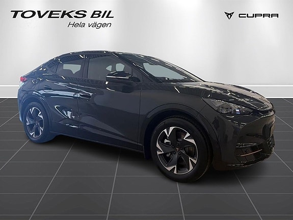 Cupra Tavascan 7 of 21