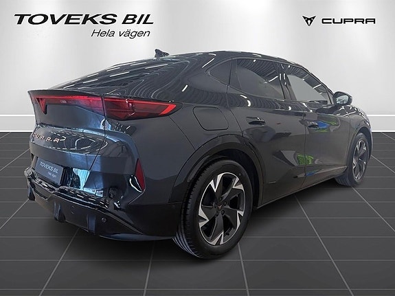 Cupra Tavascan 3 of 21